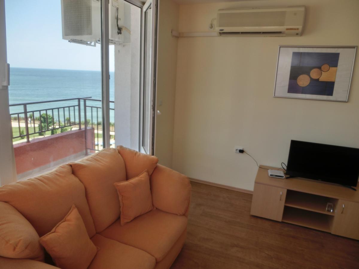 Sea View Panorama Apartment On Complex With Pools And Beach, Sveti Vlas Exterior photo